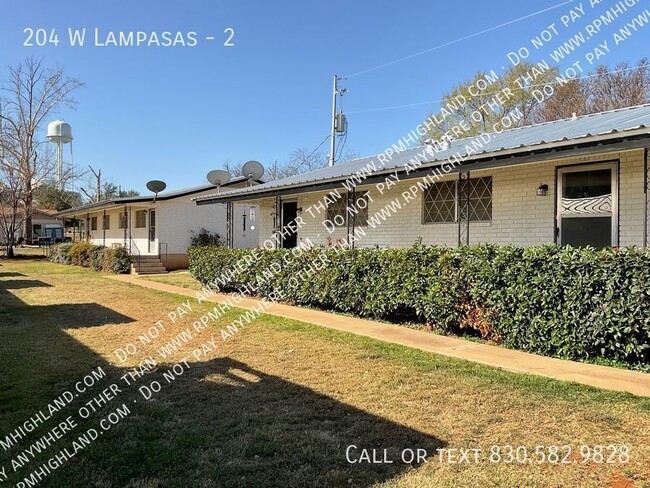 property at 204 W Lampasas St