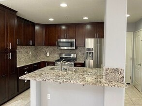 301 N Navarette Pl in Placentia, CA - Building Photo - Building Photo