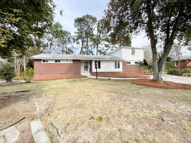 property at 1842 Evelyn St