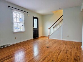 16 Brookview Dr in Lititz, PA - Foto de edificio - Building Photo