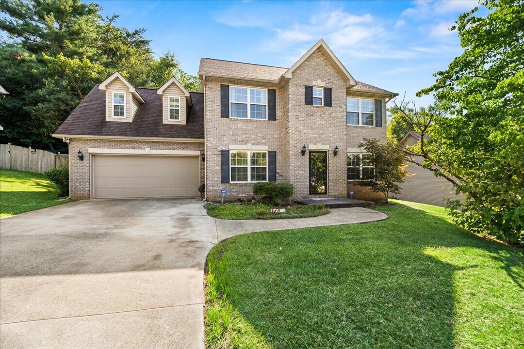10841 Parkgate Ln in Knoxville, TN - Building Photo