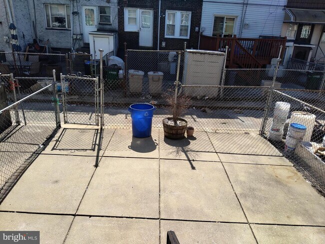 1008 Oregon Ave photo'