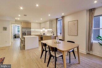 4017 Davis Pl NW, Unit 3 in Washington, DC - Building Photo - Building Photo