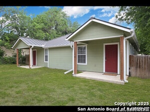 1119 W Myrtle St in San Antonio, TX - Building Photo - Building Photo
