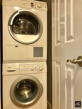 STUNNING MIDTOWN WEST 3 BEDROOM - WON'T LA in New York, NY - Building Photo - Building Photo