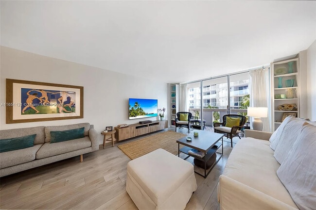 property at 800 West Ave