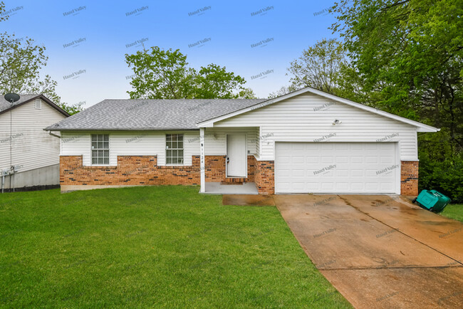 property at 1124 Oregon Trails Dr