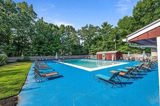 100 Fountain Ln, Unit 9 in Weymouth, MA - Building Photo - Building Photo