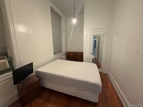 857 9th Ave in New York, NY - Building Photo - Building Photo