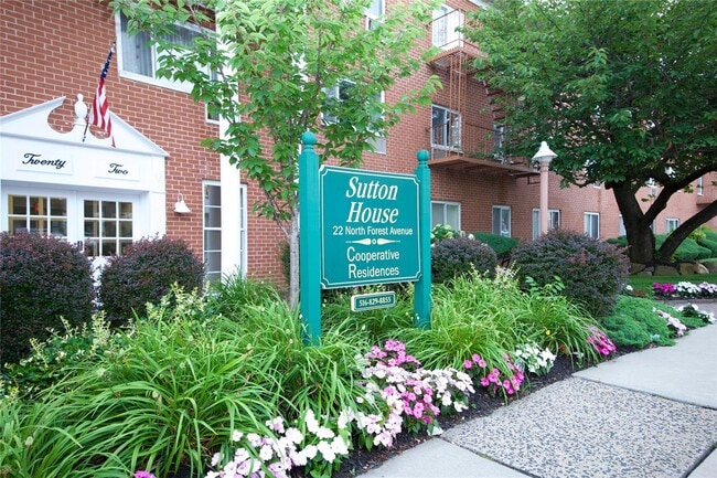 property at 22 N Forest Ave
