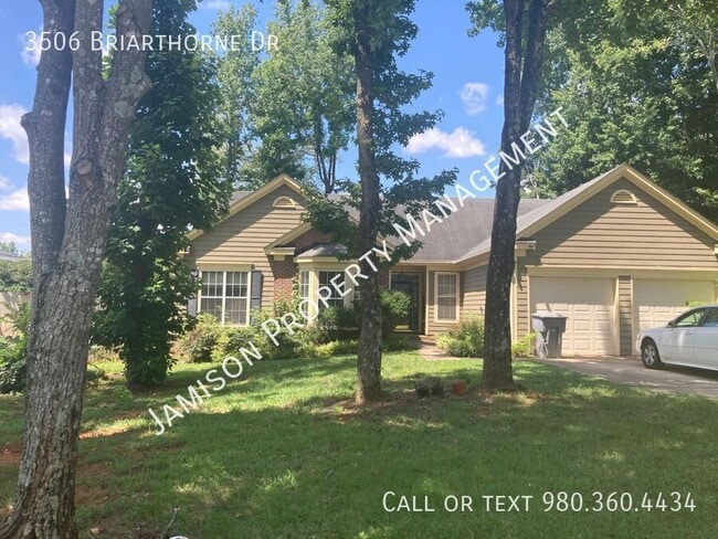 property at 3506 Briarthorne Dr