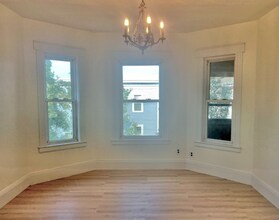 5 Magnus Ave, Unit 3 in Somerville, MA - Building Photo - Building Photo