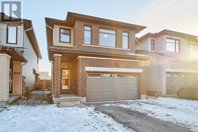 102 Crevasse Rd. in Ottawa, ON - Building Photo - Building Photo