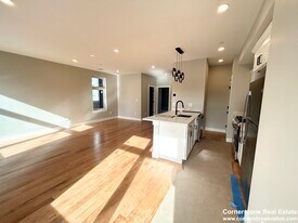 16 Baker Ct, Unit D in Boston, MA - Building Photo