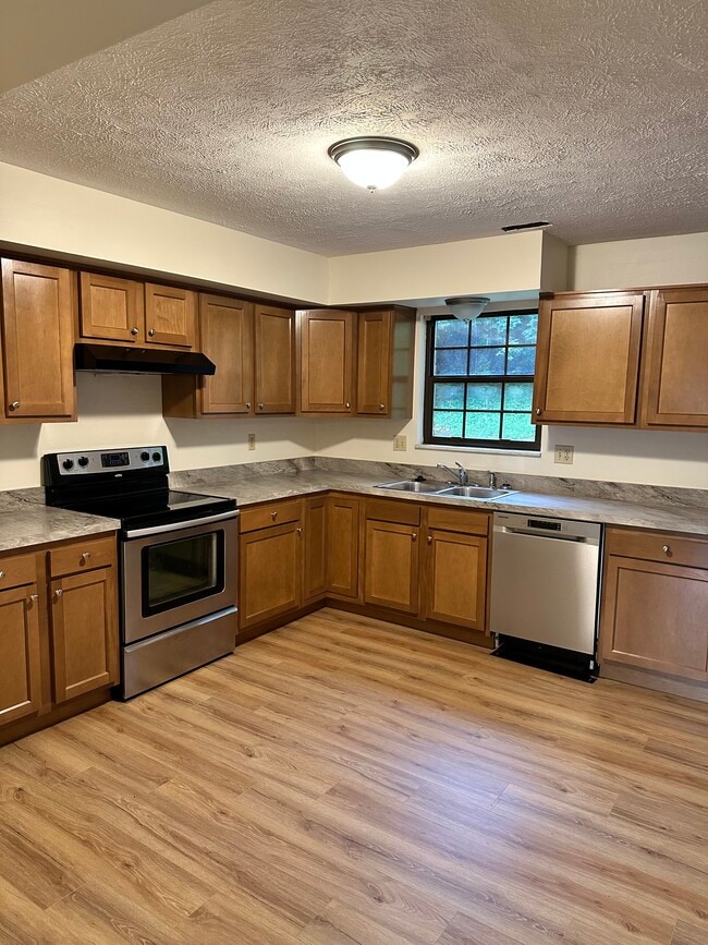 property at 118 Hidden Cv