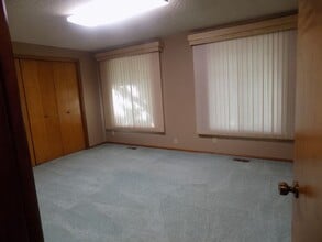 505 Mar Loop in Eugene, OR - Building Photo - Building Photo