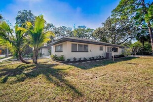 1223 Cocoanut Ave in Sarasota, FL - Building Photo