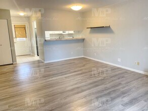 2960 W Stuart St in Fort Collins, CO - Building Photo - Building Photo