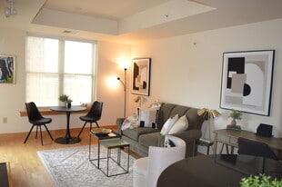 333 W Mifflin St, Unit 1160 in Madison, WI - Building Photo