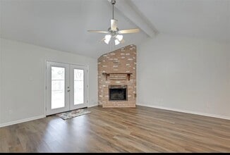 13310 Meisterwood Dr in Houston, TX - Building Photo - Building Photo