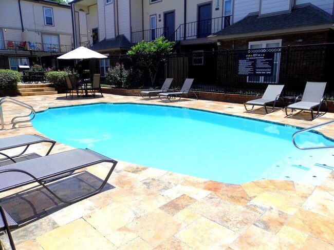 The Arts Apartments at West Napoleon in Metairie, LA - Foto de edificio - Building Photo