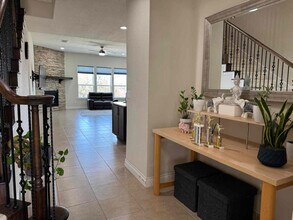 2723 Running Fawn in San Antonio, TX - Building Photo - Building Photo