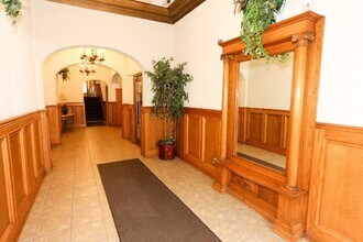 705 W Belmont Ave, Unit E05P in Chicago, IL - Building Photo - Building Photo