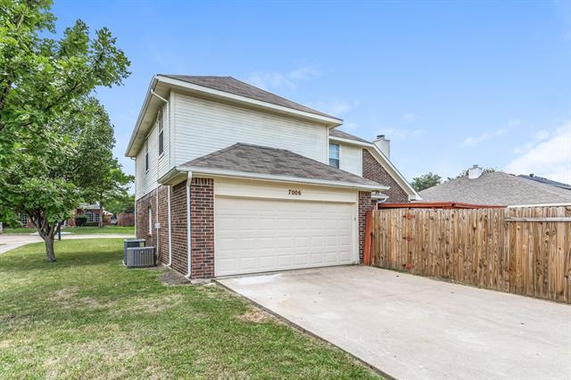 7006 Cottonwood Cir in Sachse, TX - Building Photo - Building Photo