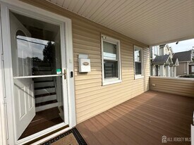 16 Wheeler Ave in Carteret, NJ - Building Photo