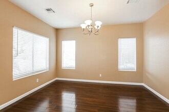 5523 Amy Lynn St in North Las Vegas, NV - Building Photo - Building Photo