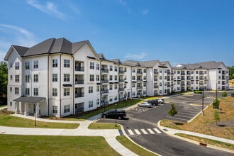 Inspire Royal Park - 55+ Active Adult Community in Matthews, NC - Foto de edificio - Building Photo
