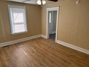 1112 W Harrison St in Springfield, MO - Building Photo - Building Photo
