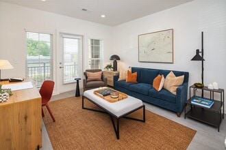 The Remy Apartments at LaGrange in Lagrange, GA - Foto de edificio - Building Photo