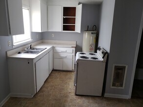 1008 Pennsylvania Ave NW in Jacksonville, AL - Building Photo - Building Photo