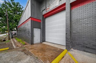 100 W Hamilton St in Houston, TX - Building Photo - Building Photo