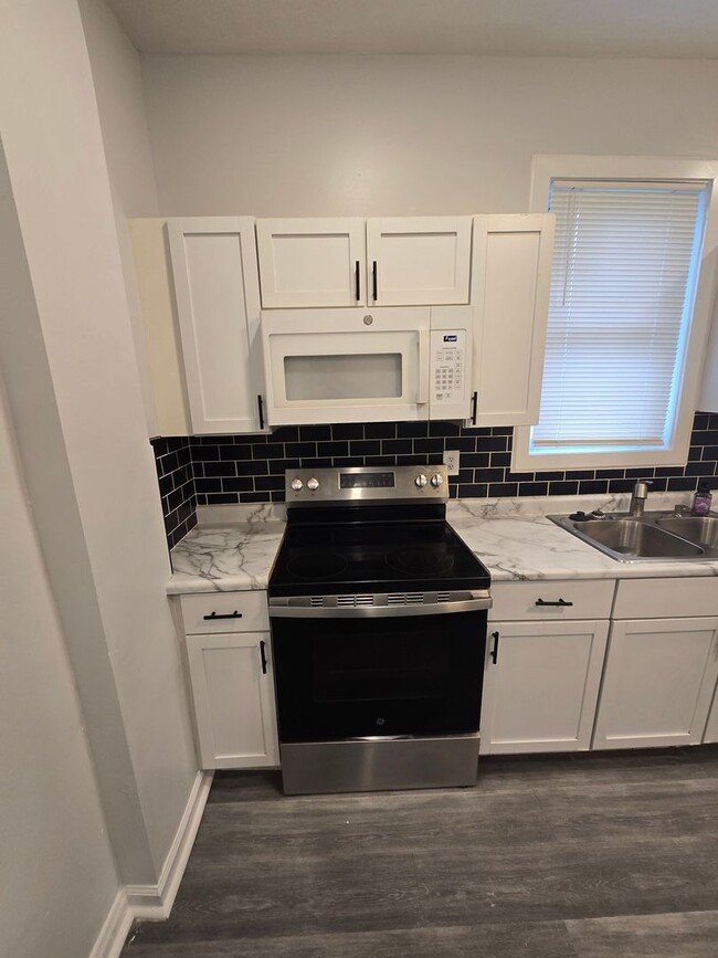 41 S Oakley Ave in Columbus, OH - Building Photo - Building Photo