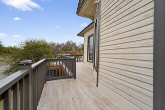 413 Nopal St in San Antonio, TX - Foto de edificio - Building Photo