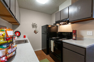Silver Creek Apartments
