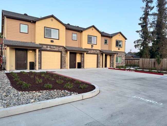property at 906 N Olive Ave