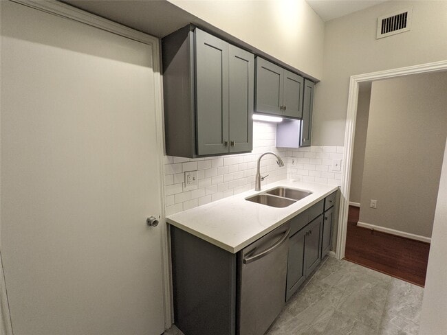 property at 2475 Underwood St