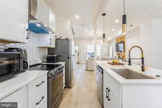 805 Cator Ave in Baltimore, MD - Building Photo - Building Photo