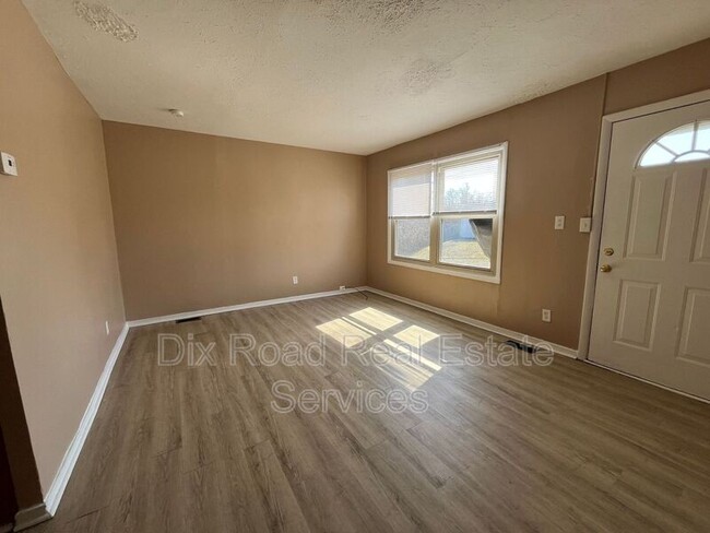 1400 Hagerman Dr in Dayton, OH - Building Photo - Building Photo