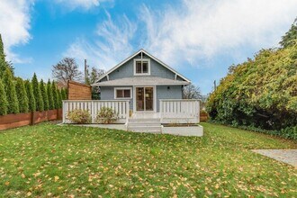 1321 NW Drake Way in Camas, WA - Building Photo - Building Photo