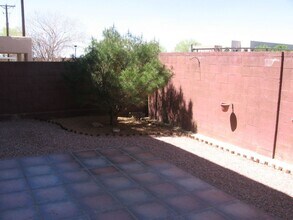 11243 Campo Del Oso Ave NE in Albuquerque, NM - Building Photo - Building Photo