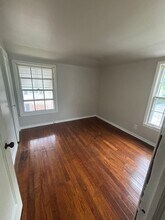 1523 Babbitt Rd in Euclid, OH - Foto de edificio - Building Photo