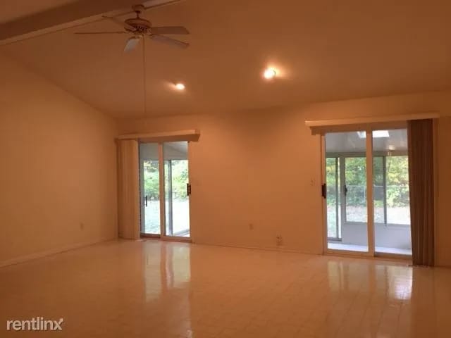 33736 Hathaway in Livonia, MI - Building Photo - Building Photo