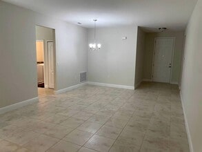 135 Melton Ave in Sebastian, FL - Building Photo - Building Photo