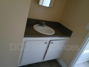 1017 Griffin Rd in Lakeland, FL - Building Photo - Building Photo