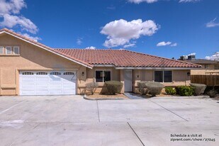 16201 Viho Rd in Apple Valley, CA - Building Photo