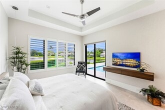 4646 Crayton Rd in Naples, FL - Building Photo - Building Photo